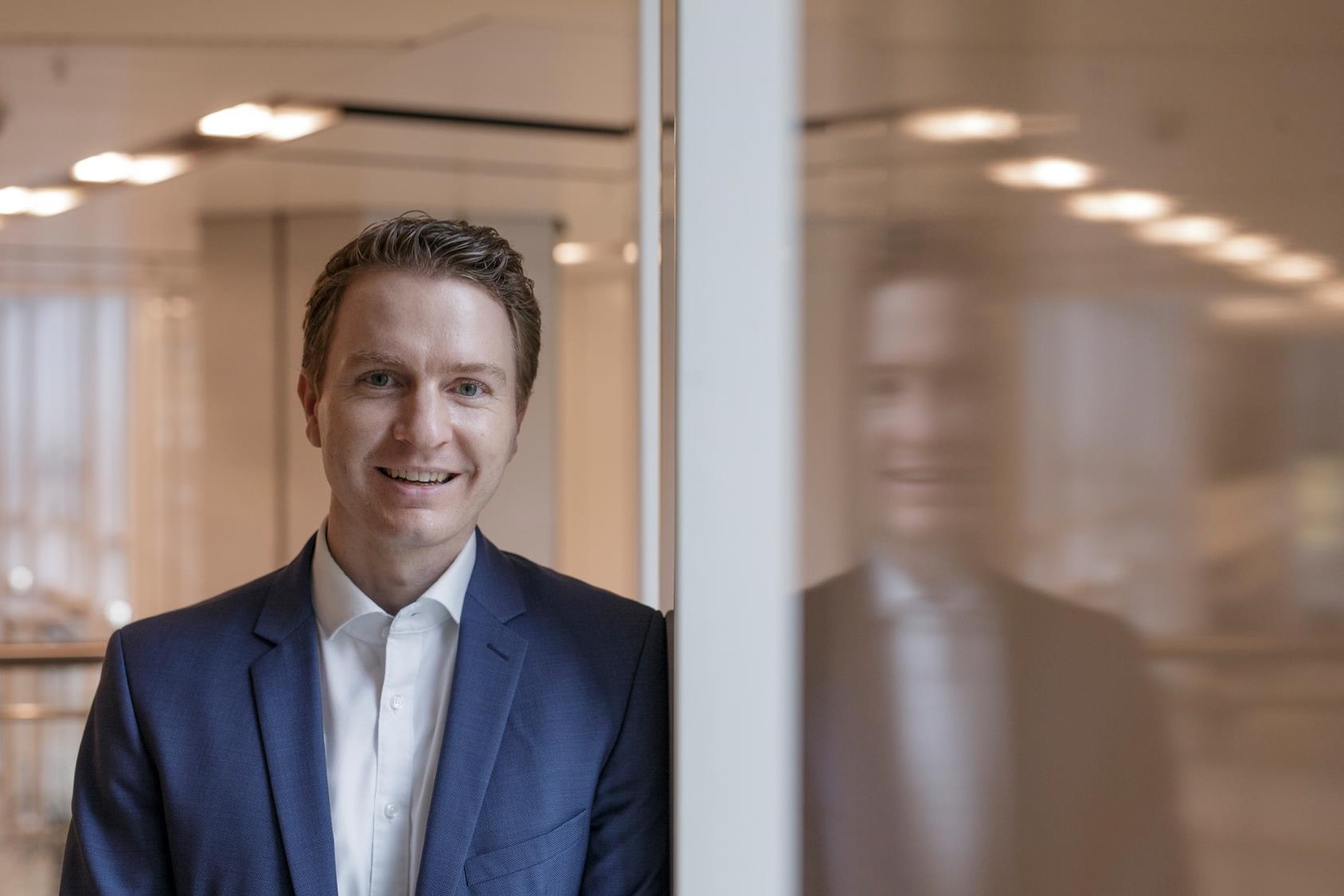 Dr. Dominik Wolff, Deka