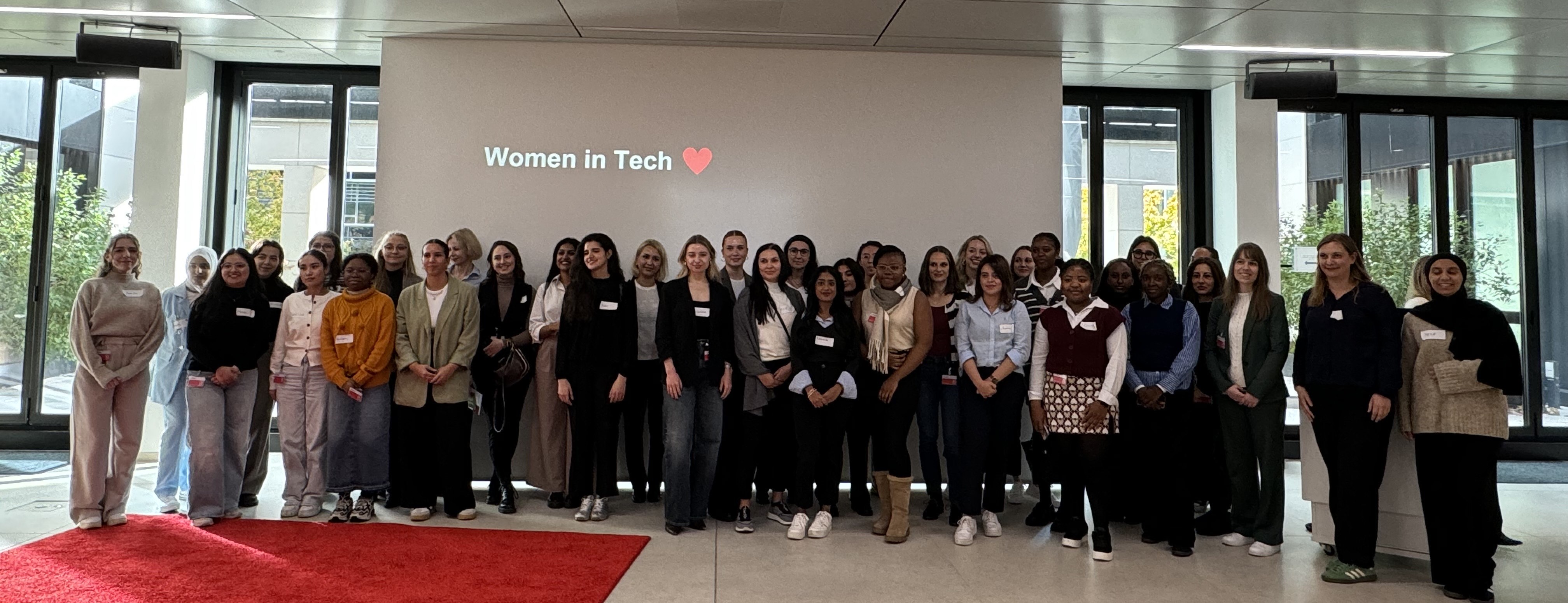 Teilnehmerinnen bei Women in Tech