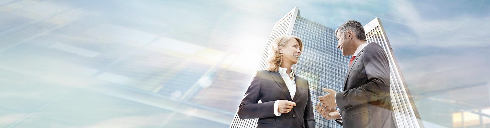 Gesch&auml;ftsleute vor Trianon